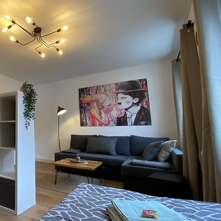 Charlie , Solingen Mitte, Ferien/Messe Wohnung Fuer Bis Zu 5 Personen Екстериор снимка